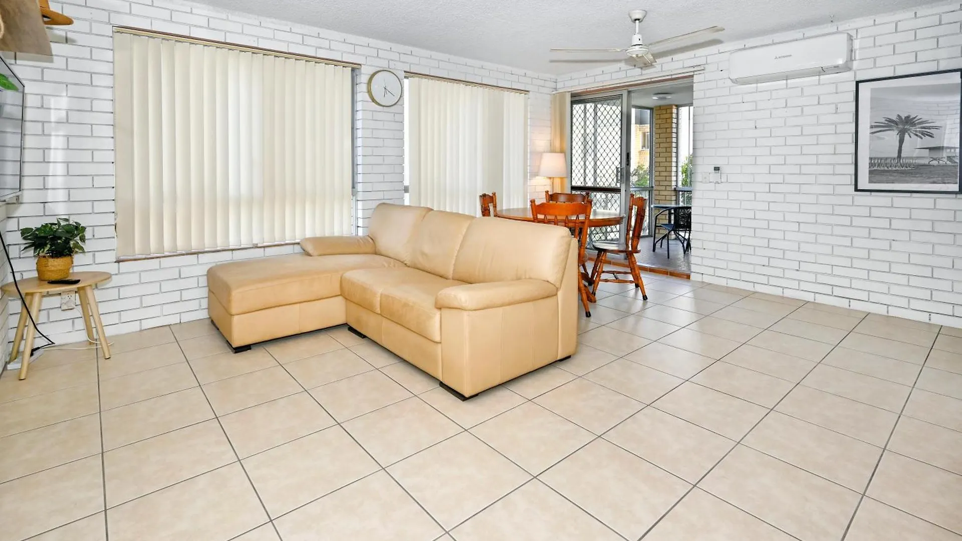 דירה קלונדרה Location Is Everything - Shops, Beaches, Views Zg3